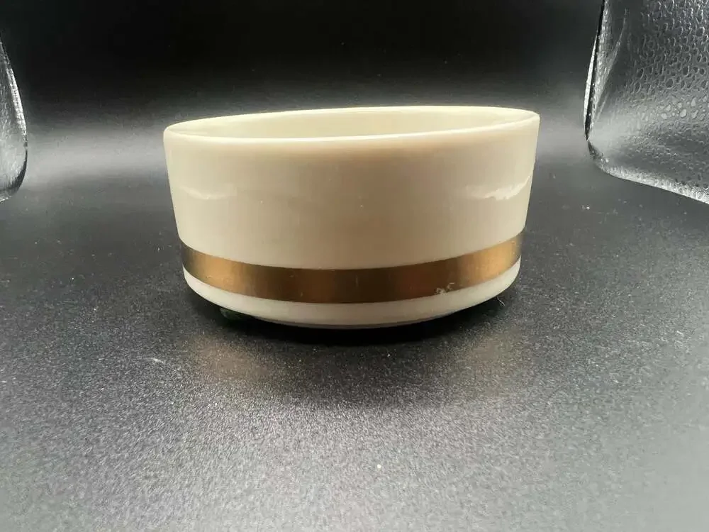 The Art of Chokin Himark 24k Gold Trim Porcelain Trinket Bowl
